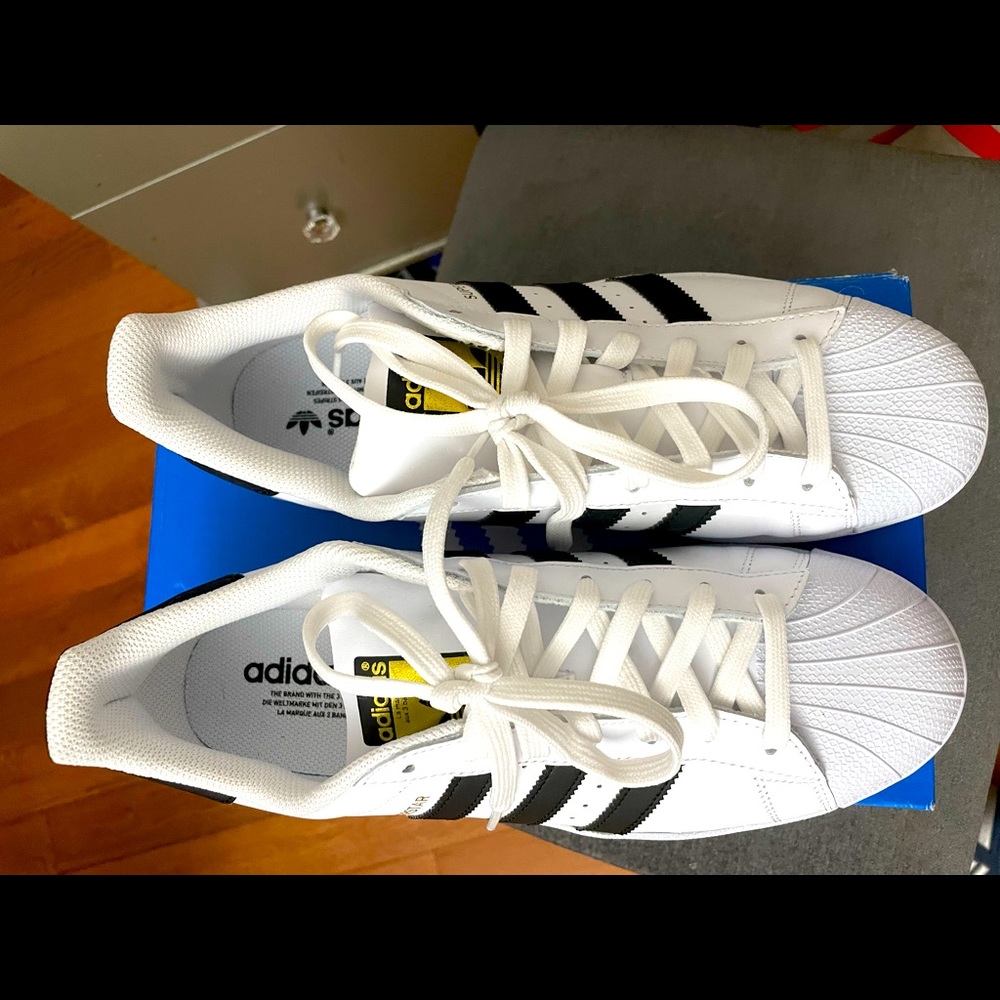 Worn 1 Time! Adidas Mens Sneakers 9 1/2